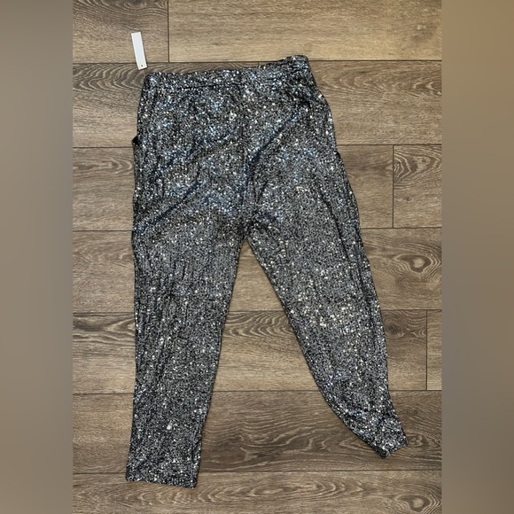 Venus NWT SZ 12 Sparkling Sequin Pants Black and Silver - Picture 3 of 5